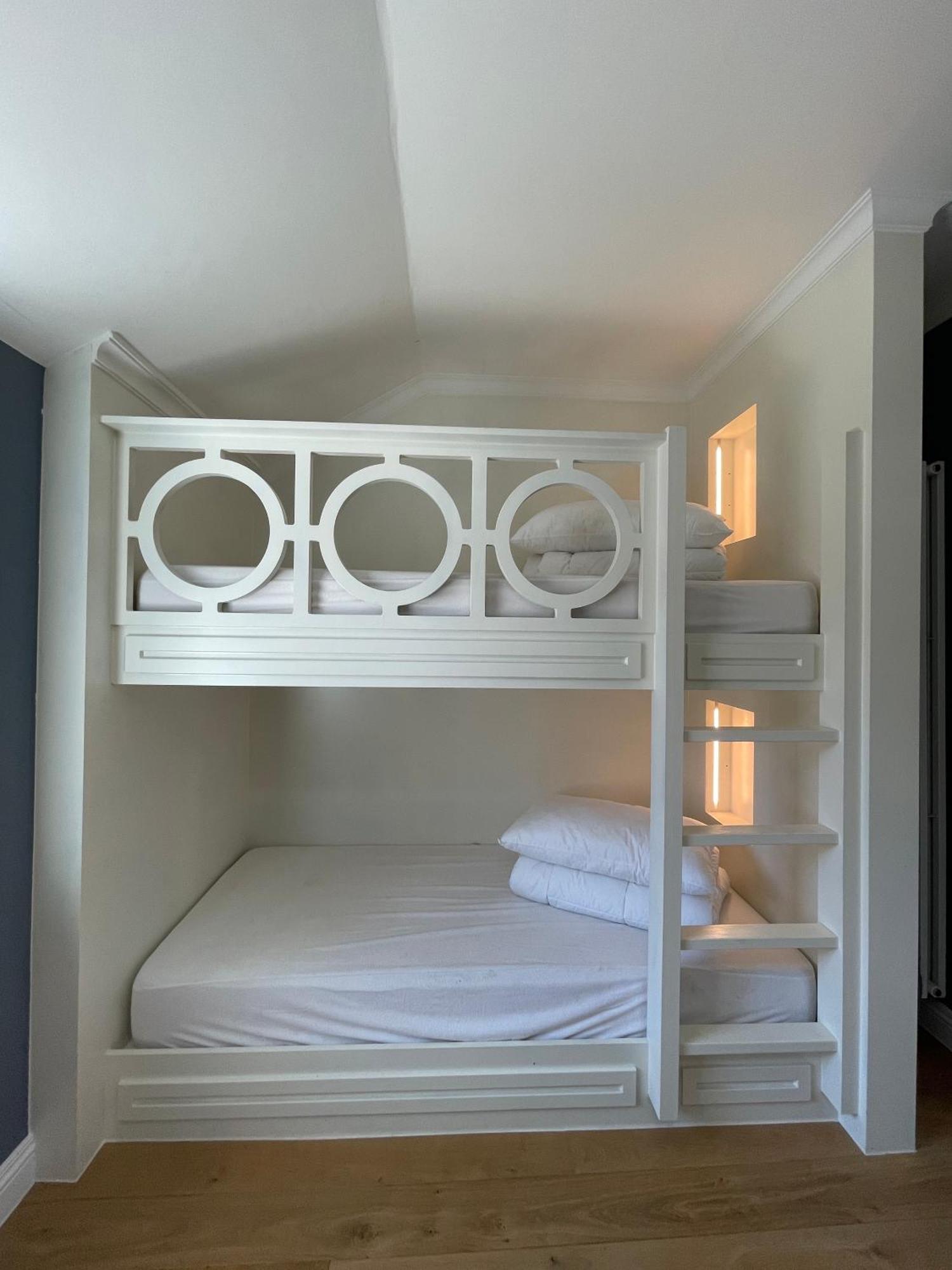 Hostel Lybeer